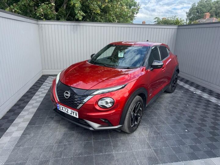 Nissan JUKE 1.6 N-Connecta Auto Euro 6 5dr