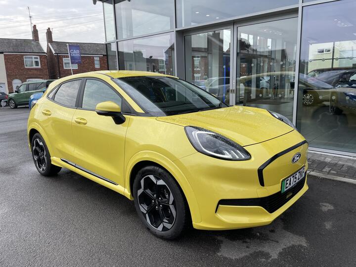 Ford Puma Standard Range 43kWh Premium Auto 5dr