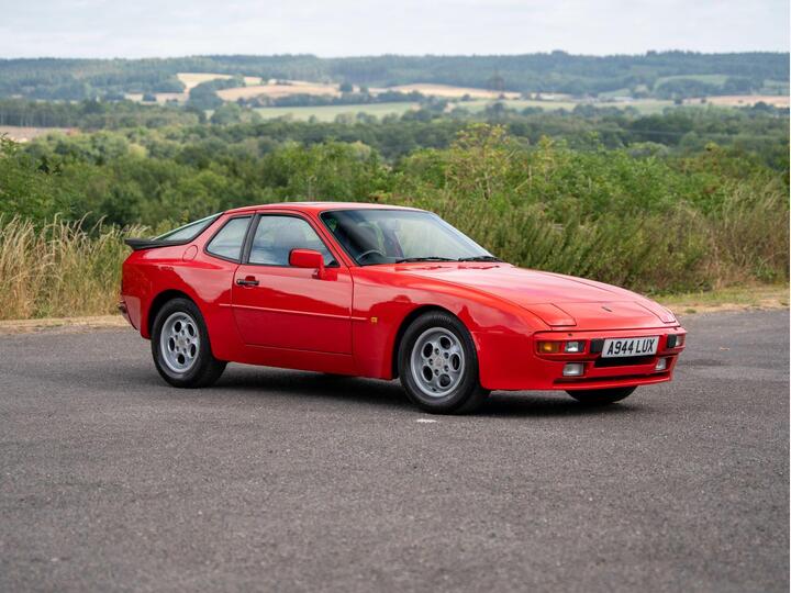 Porsche 944 2.5 Lux 2dr