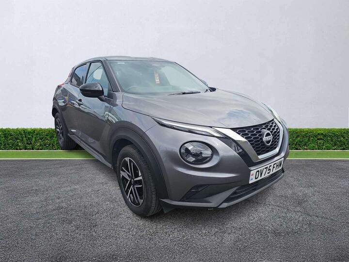 Nissan JUKE 1.0 DIG-T N-Connecta Euro 6 (s/s) 5dr