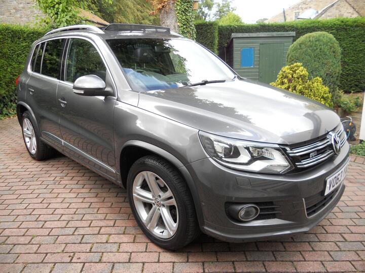 Volkswagen Tiguan 2.0 TDI BlueMotion Tech R-Line 4WD Euro 5 (s/s) 5dr