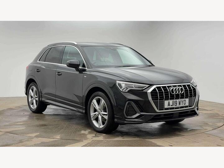 Audi Q3 1.5 TFSI CoD 35 S Line Euro 6 (s/s) 5dr