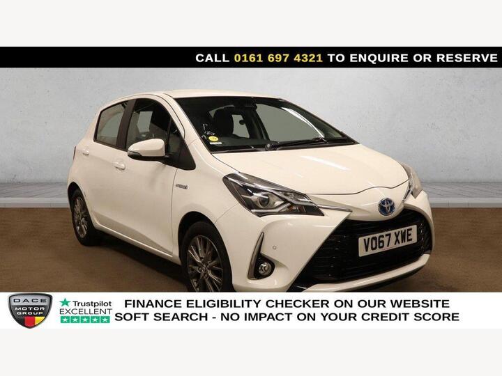 Toyota YARIS 1.5 VVT-h Icon Tech E-CVT Euro 6 (s/s) 5dr