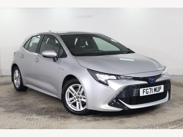 Toyota Corolla 1.8 VVT-h Icon Tech CVT Euro 6 (s/s) 5dr