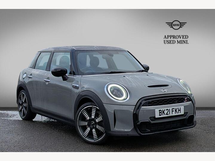 MINI Hatch 2.0 Cooper S Exclusive Steptronic Euro 6 (s/s) 5dr