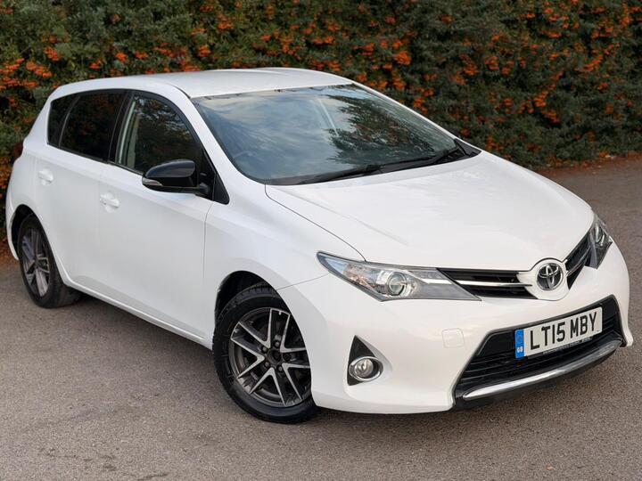 Toyota Auris 1.6 V-Matic Icon Plus Euro 5 5dr