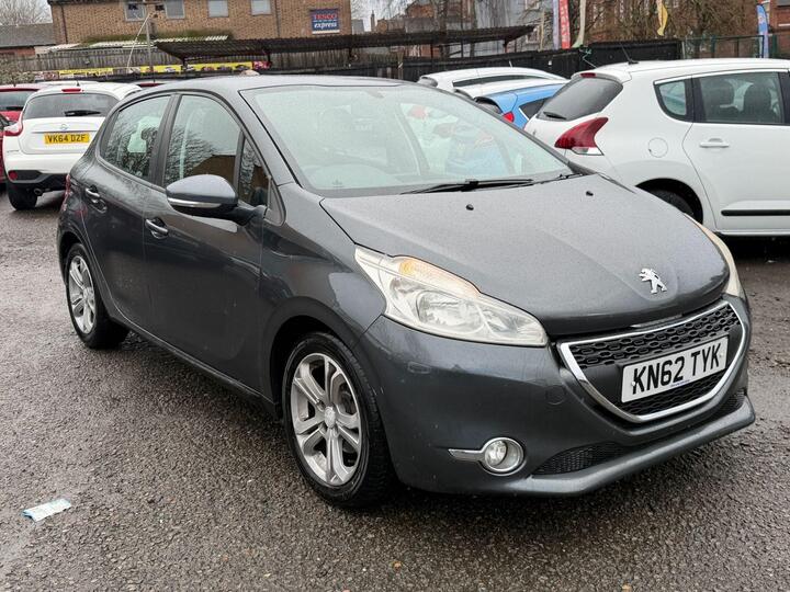 Peugeot 208 1.2 VTi Active Euro 5 5dr