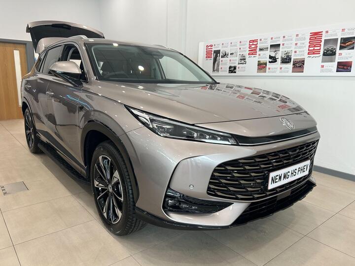 MG MG HS 1.5 T-GDI 24.7kWh Trophy Auto Euro 6 (s/s) 5dr