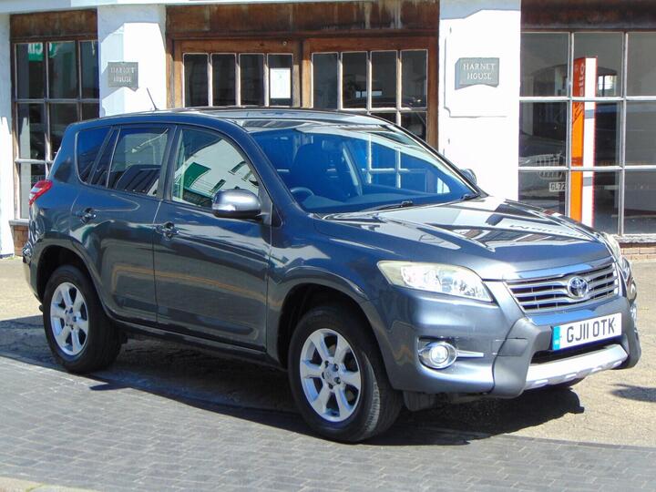 Toyota RAV 4 2.2 D-4D XT-R 4WD Euro 5 5dr