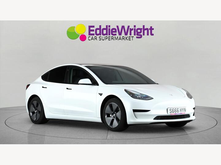 Tesla Model 3 Standard Range Plus Auto RWD 4dr