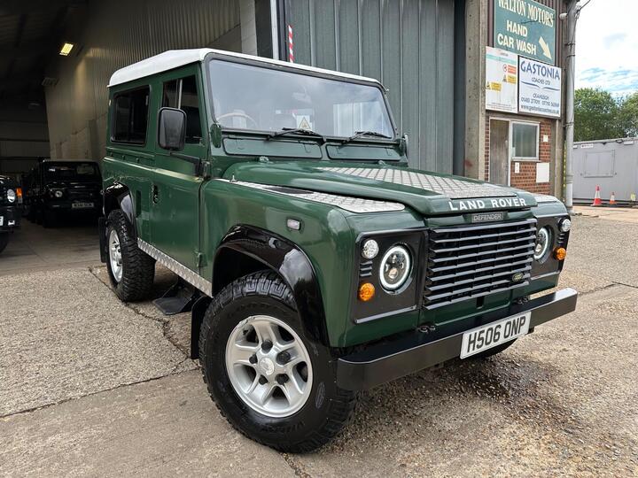 Land Rover Defender 90 2.5 TD Hard Top Station Wagon 4X4 3dr