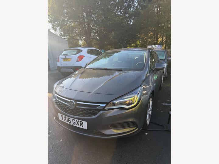 Vauxhall Astra 1.6 CDTi BlueInjection Tech Line Euro 6 (s/s) 5dr