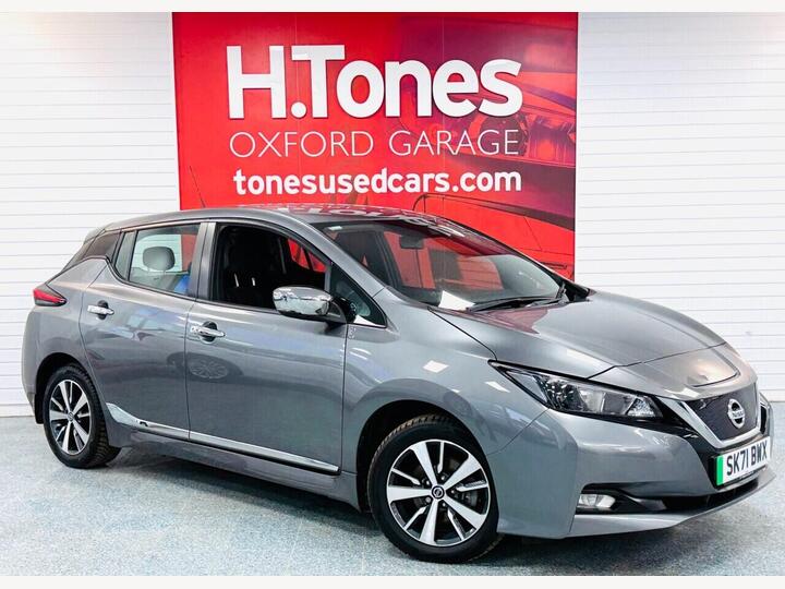 Nissan LEAF 40kWh Acenta Auto 5dr