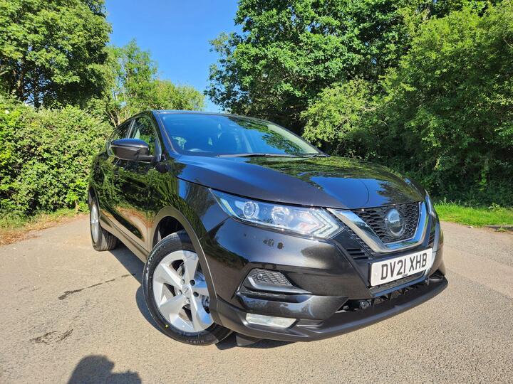 Nissan Qashqai 1.3 DIG-T Acenta Premium DCT Auto Euro 6 (s/s) 5dr Nissan Qashqai 1.3 DIG-T Acenta Premium DCT Auto Euro 6 (s/s) 5dr