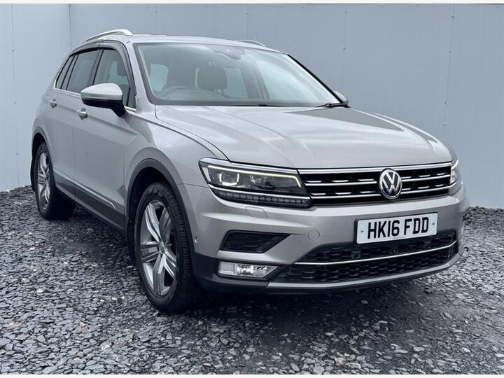 Volkswagen Tiguan 2.0 TDI BlueMotion Tech SEL DSG 4Motion Euro 6 (s/s) 5dr