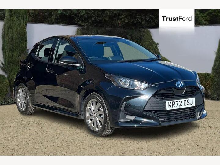 Toyota YARIS 1.5 VVT-h Icon E-CVT Euro 6 (s/s) 5dr