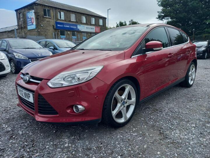 Ford Focus 1.6T EcoBoost Titanium X Euro 5 (s/s) 5dr