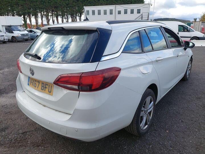 Vauxhall Astra 1.6 CDTi BlueInjection Design Sports Tourer Euro 6 (s/s) 5dr Vauxhall Astra 1.6 CDTi BlueInjection Design Sports Tourer Euro 6 (s/s) 5dr