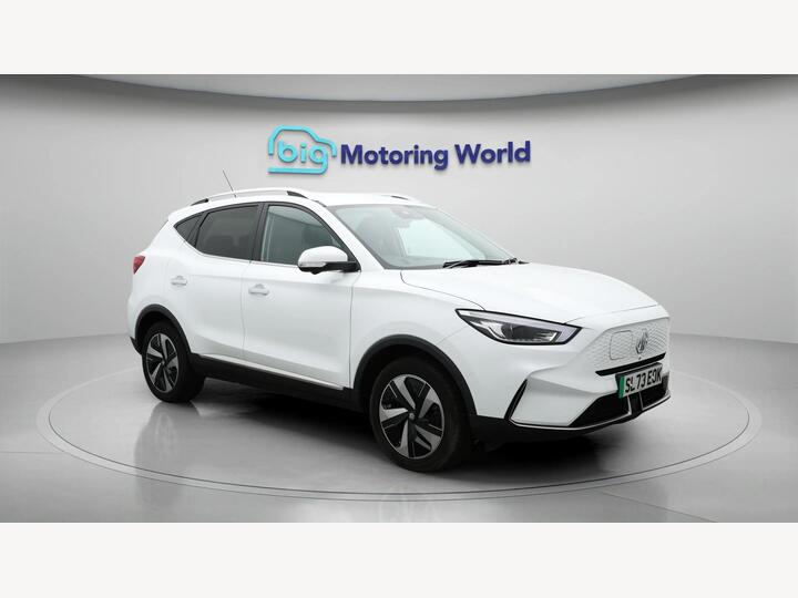 MG MG ZS 51.1kWh Trophy Connect Auto 5dr