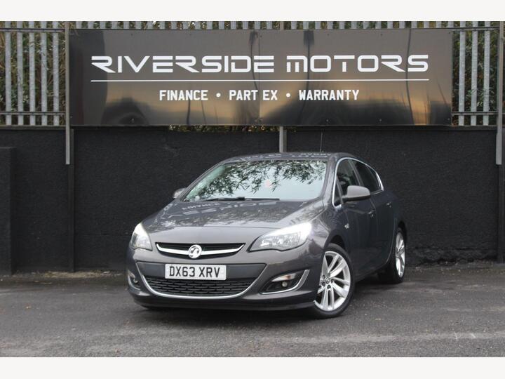 Vauxhall Astra 1.6 16v SRi Euro 5 5dr