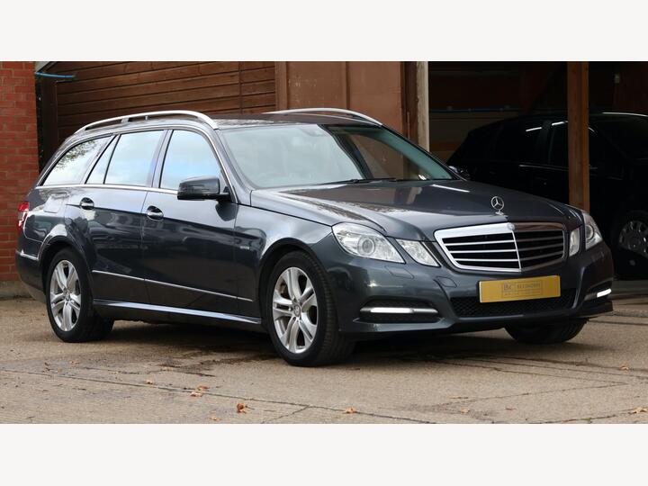 Mercedes-Benz E Class 2.1 E250 CDI BlueEfficiency Avantgarde Tiptronic Euro 5 5dr