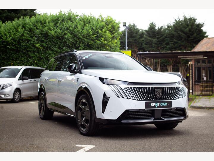 Peugeot E-5008 73kWh GT Auto 5dr