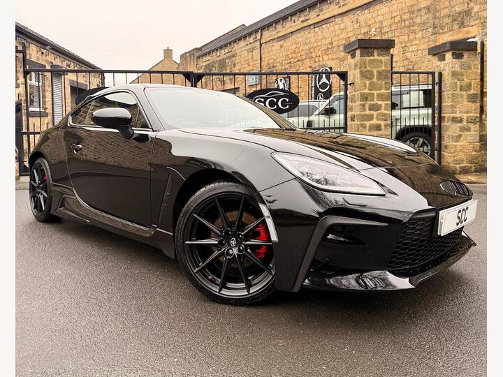 Toyota GR86 2.4 Boxer D-4S Euro 6 2dr