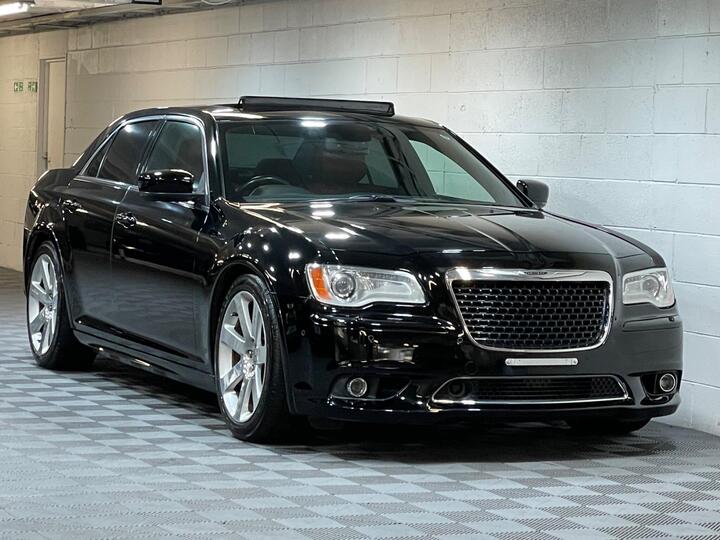 Chrysler 300C 6.4 V6 SRT-8 HEMI [Gen 2] RHD Auto 4dr
