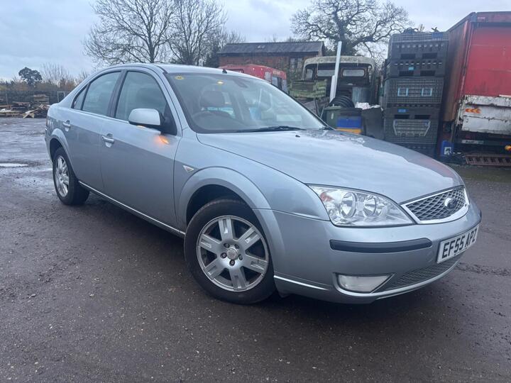 Ford Mondeo 2.0 TDCi SIV Ghia 5dr