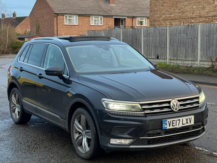 Volkswagen TIGUAN 2.0 TDI BlueMotion Tech SEL DSG 4Motion Euro 6 (s/s) 5dr Volkswagen TIGUAN 2.0 TDI BlueMotion Tech SEL DSG 4Motion Euro 6 (s/s) 5dr