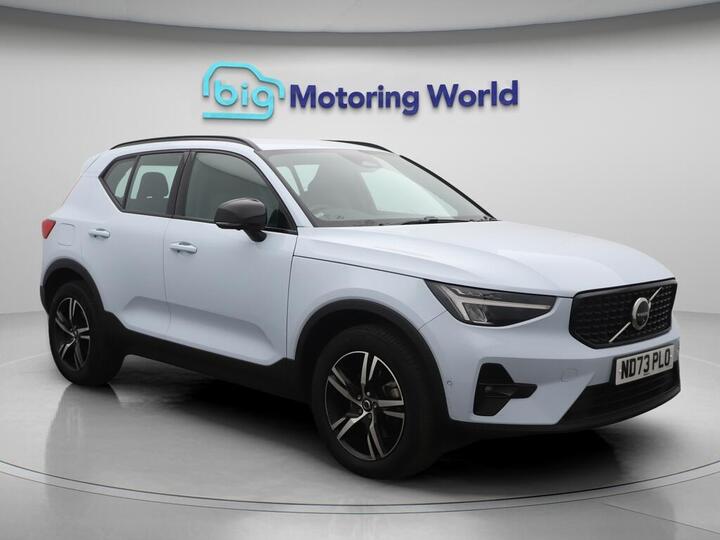 Volvo XC40 2.0 B4 MHEV Plus DCT Auto Euro 6 (s/s) 5dr