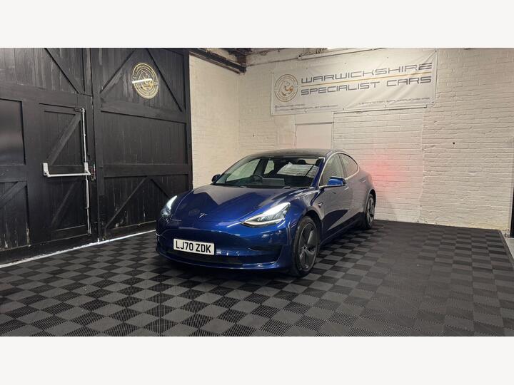 Tesla Model 3 Standard Range Plus Auto RWD 4dr