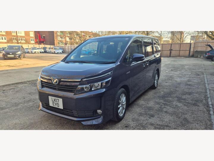 Toyota Voxy N/A