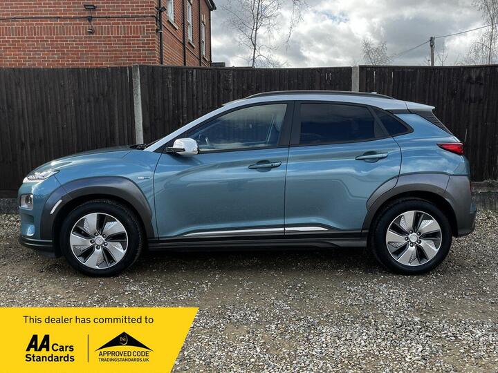 Hyundai KONA 64kWh Premium SE Auto 5dr