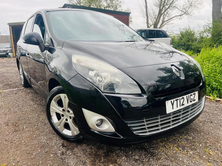 Renault Grand Scenic 1.5 DCi Dynamique TomTom Euro 5 (s/s) 5dr
