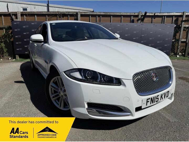 Jaguar XF 2.2d Luxury Auto Euro 5 (s/s) 4dr