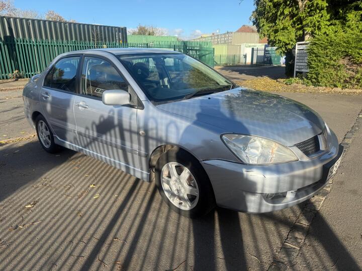 Mitsubishi Lancer 1.6 Elegance 4dr Mitsubishi Lancer 1.6 Elegance 4dr