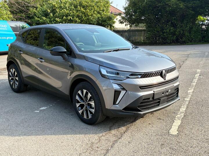 Renault Captur 1.8 E-TECH Evolution Auto Euro 6 (s/s) 5dr
