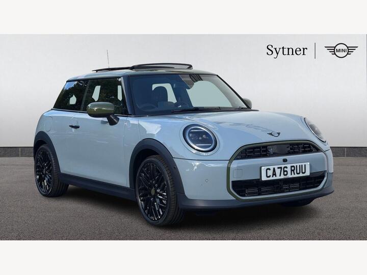 MINI Cooper 1.5C Paul Smith Edition Steptronic Euro 6 (s/s) 3dr