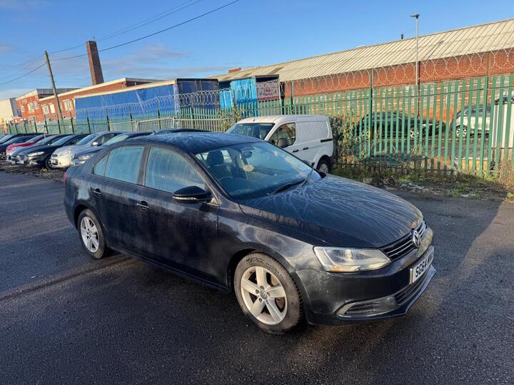 Volkswagen Jetta 1.6 TDI BlueMotion Tech SE Euro 5 (s/s) 4dr