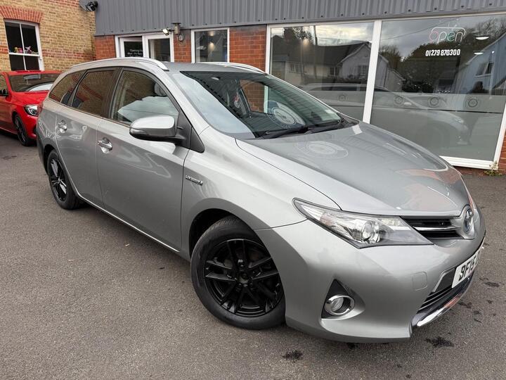 Toyota Auris 1.8 VVT-h Icon+ Touring Sports CVT Euro 5 (s/s) 5dr Toyota Auris 1.8 VVT-h Icon+ Touring Sports CVT Euro 5 (s/s) 5dr