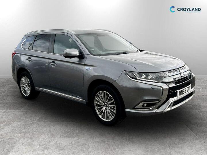 Mitsubishi OUTLANDER 2.4h TwinMotor 13.8kWh 4h CVT 4WD Euro 6 (s/s) 5dr