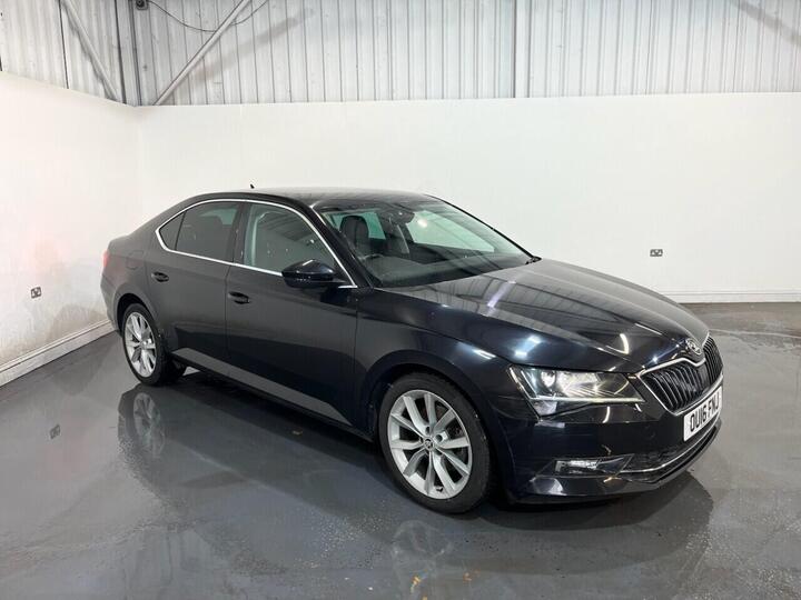 Skoda SUPERB 2.0 TDI SE L Executive Euro 6 (s/s) 5dr Skoda SUPERB 2.0 TDI SE L Executive Euro 6 (s/s) 5dr