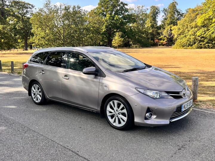 Toyota Auris 1.8 VVT-h Excel Touring Sports CVT Euro 5 (s/s) 5dr