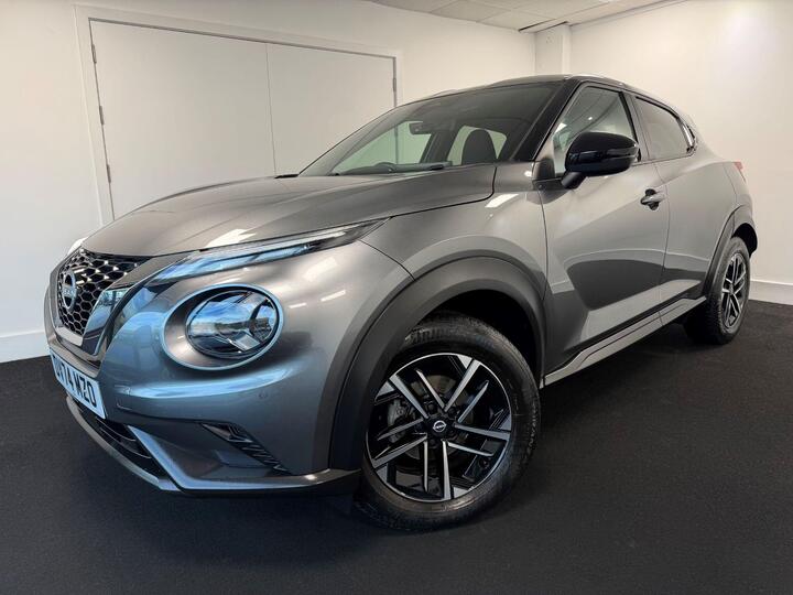 Nissan Juke 1.0 DIG-T N-Connecta Euro 6 (s/s) 5dr