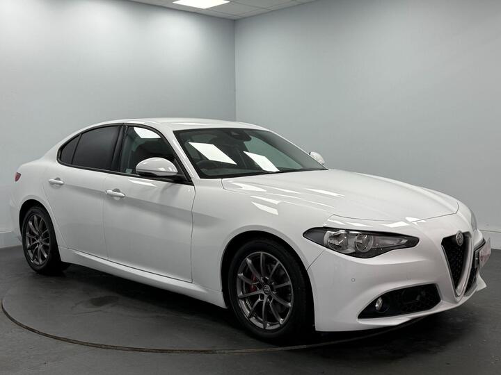 Alfa Romeo Giulia 2.0T Super Auto Euro 6 (s/s) 4dr