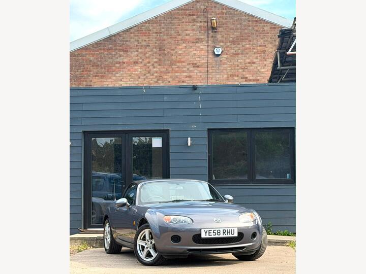 Mazda MX-5 2.0i (Option Pack) Roadster Euro 4 2dr