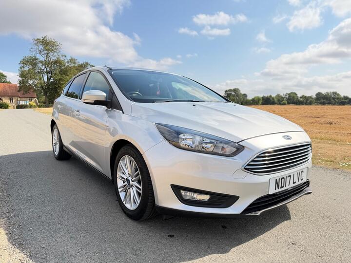 Ford Focus 1.0T EcoBoost Zetec Edition Euro 6 (s/s) 5dr