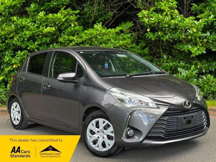 Toyota Yaris 1.33 Dual VVT-i Design Multidrive S Euro 6 5dr (Safety Sense)