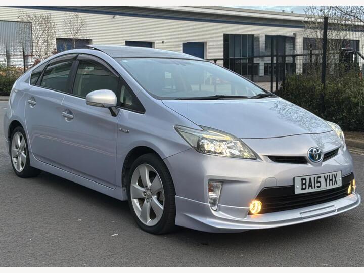 Toyota Prius 1.8 VVT-h T3 CVT Euro 5 (s/s) 5dr